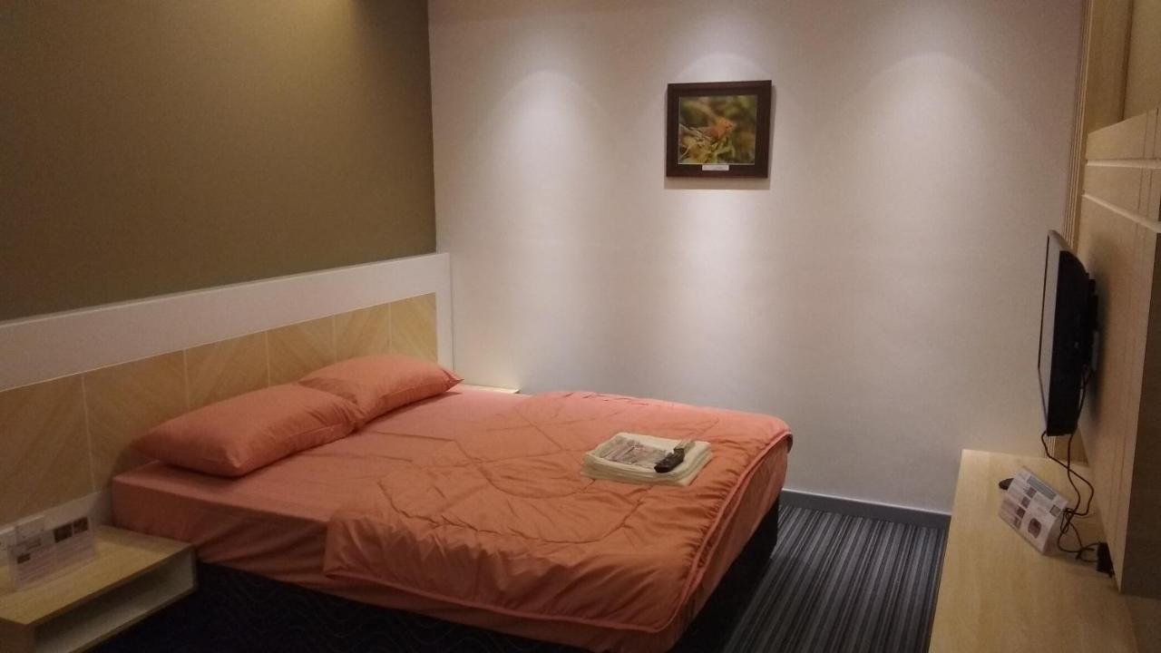 Nest Dayrooms บันดาร์เสรีเบกาวัน ภายนอก รูปภาพ